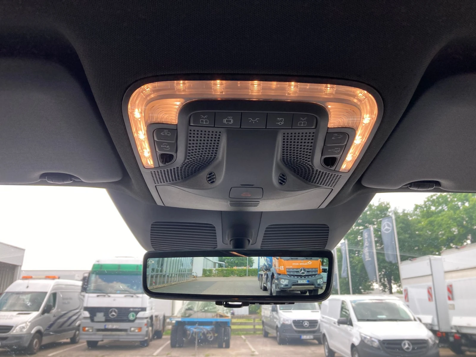 Mercedes-Benz V 300 ExtraLong Exclusive  2025!  | Mobile.bg   7