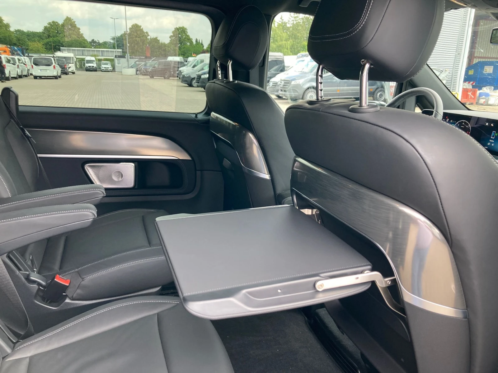 Mercedes-Benz V 300 ExtraLong Exclusive  2025!  | Mobile.bg   6