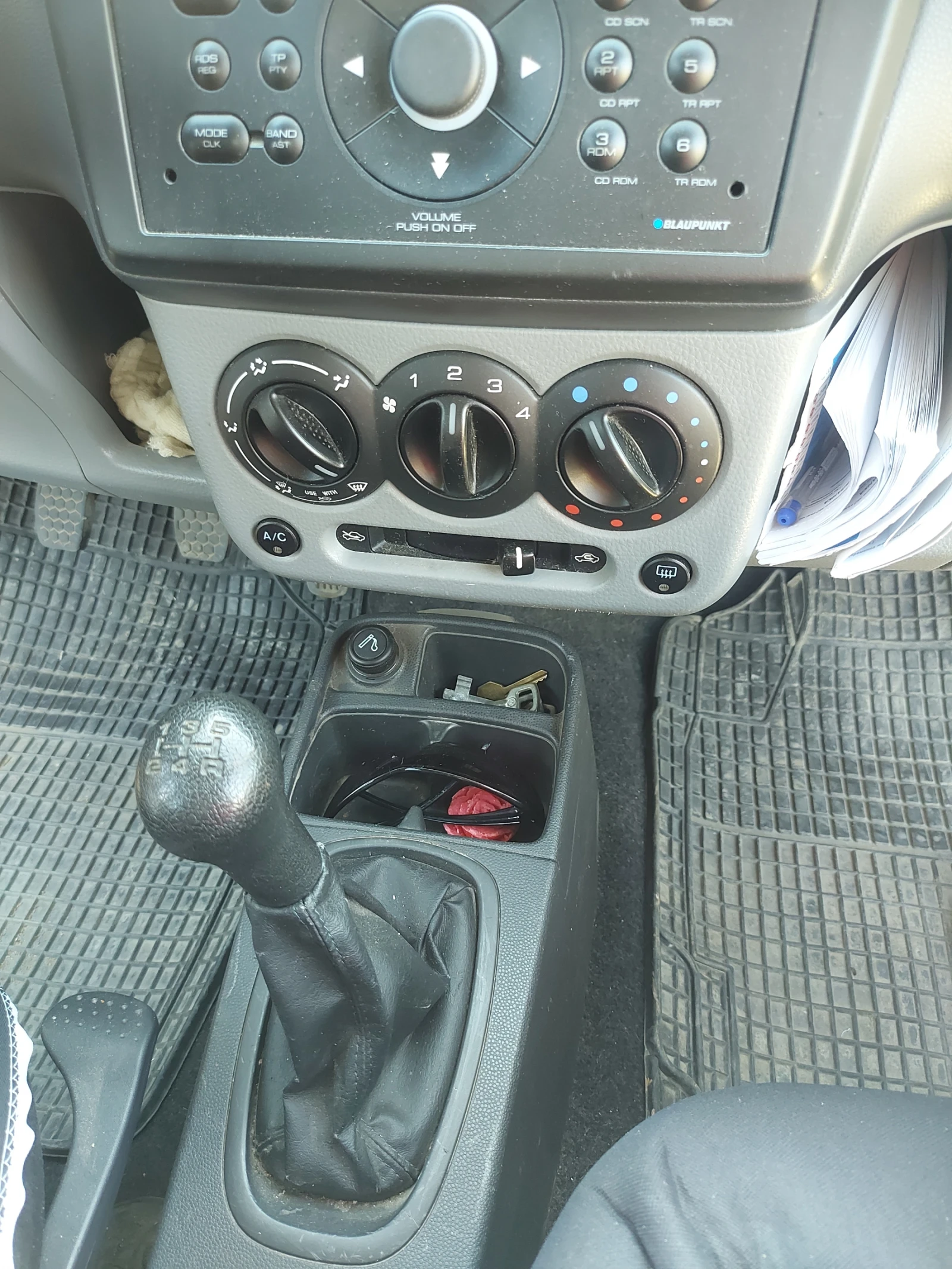 Subaru Justy  - изображение 7