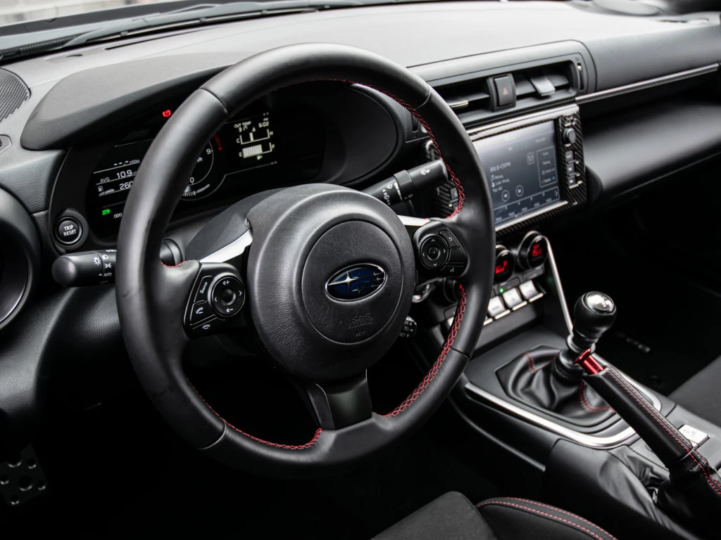 Subaru BRZ PREMIUM / Manual / Carplay - изображение 9