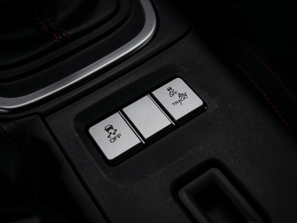 Subaru BRZ PREMIUM / Manual / Carplay | Mobile.bg   14