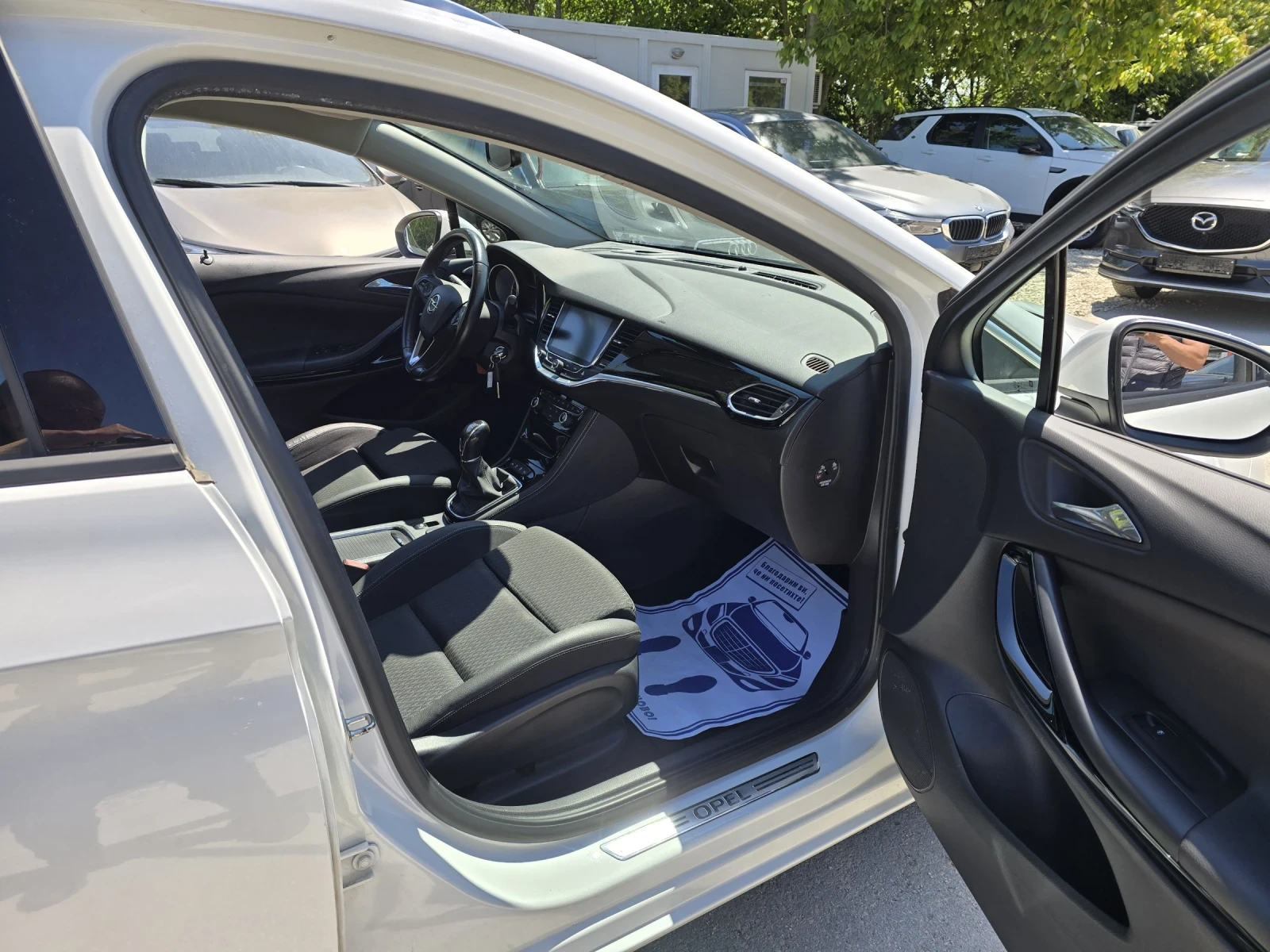 Opel Astra 1.6CDTI Head Up , снимка 14 - Автомобили и джипове - 52255493