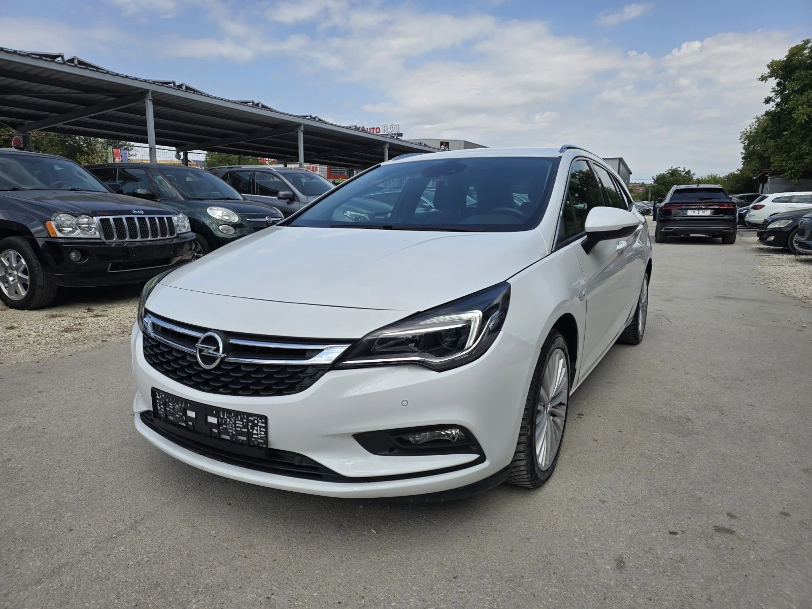 Opel Astra 1.6CDTI Head Up 