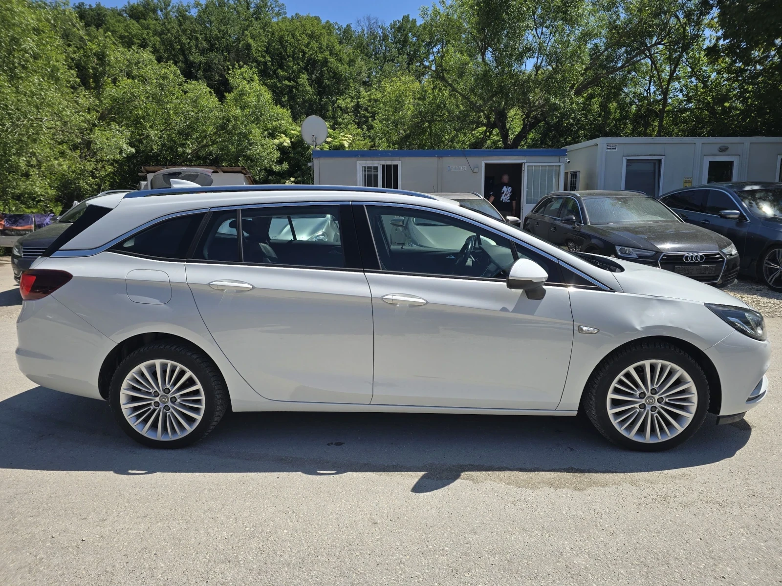 Opel Astra 1.6CDTI Head Up , снимка 8 - Автомобили и джипове - 52255493