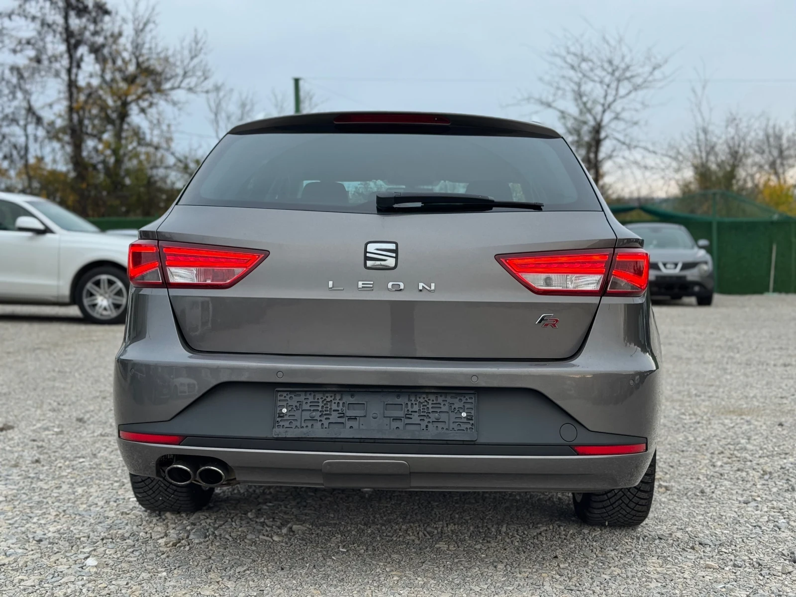 Seat Leon 2.0 TDI FR 150 кс Автоматик S tronic - изображение 6