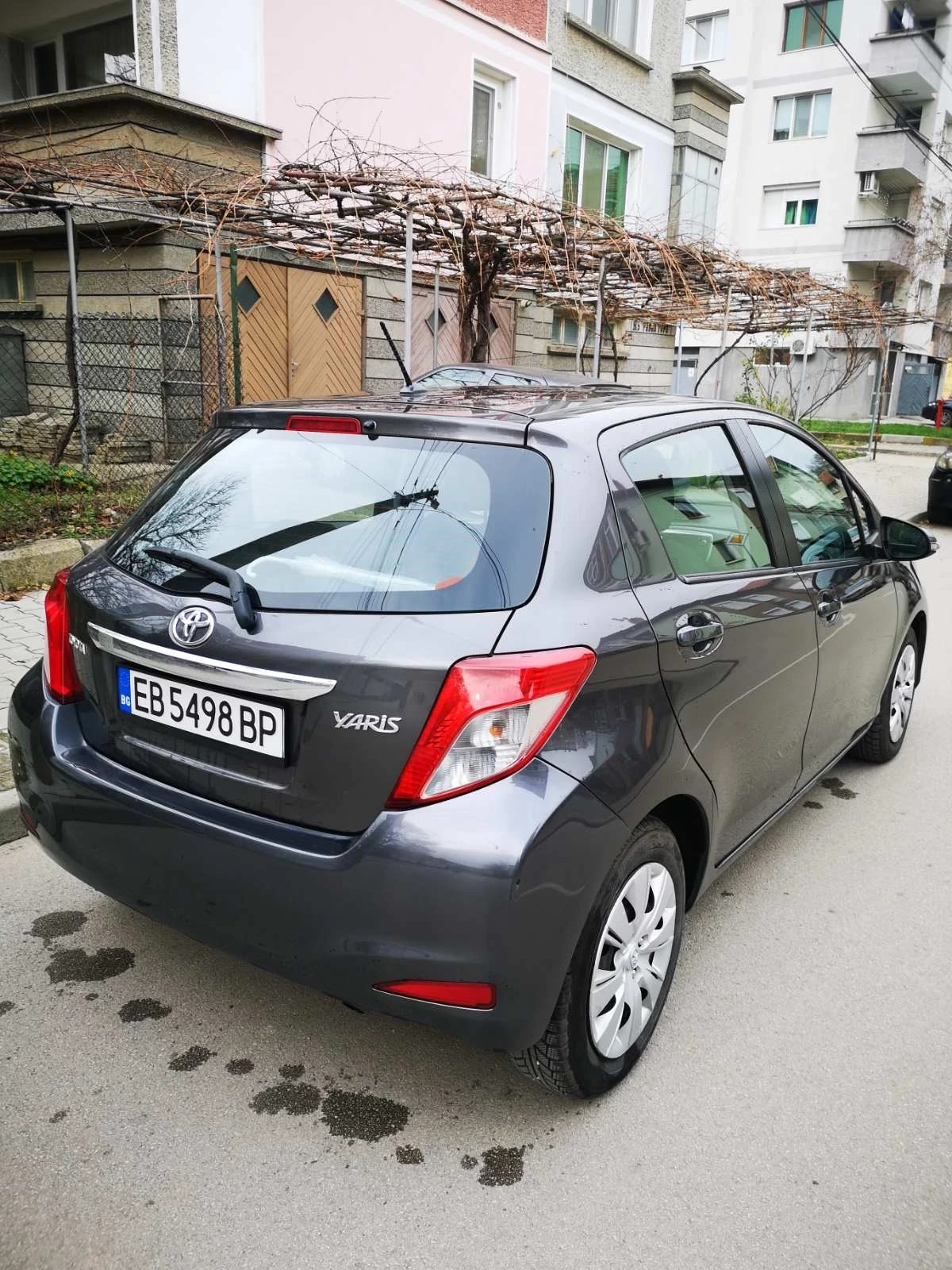 Toyota Yaris  - изображение 3