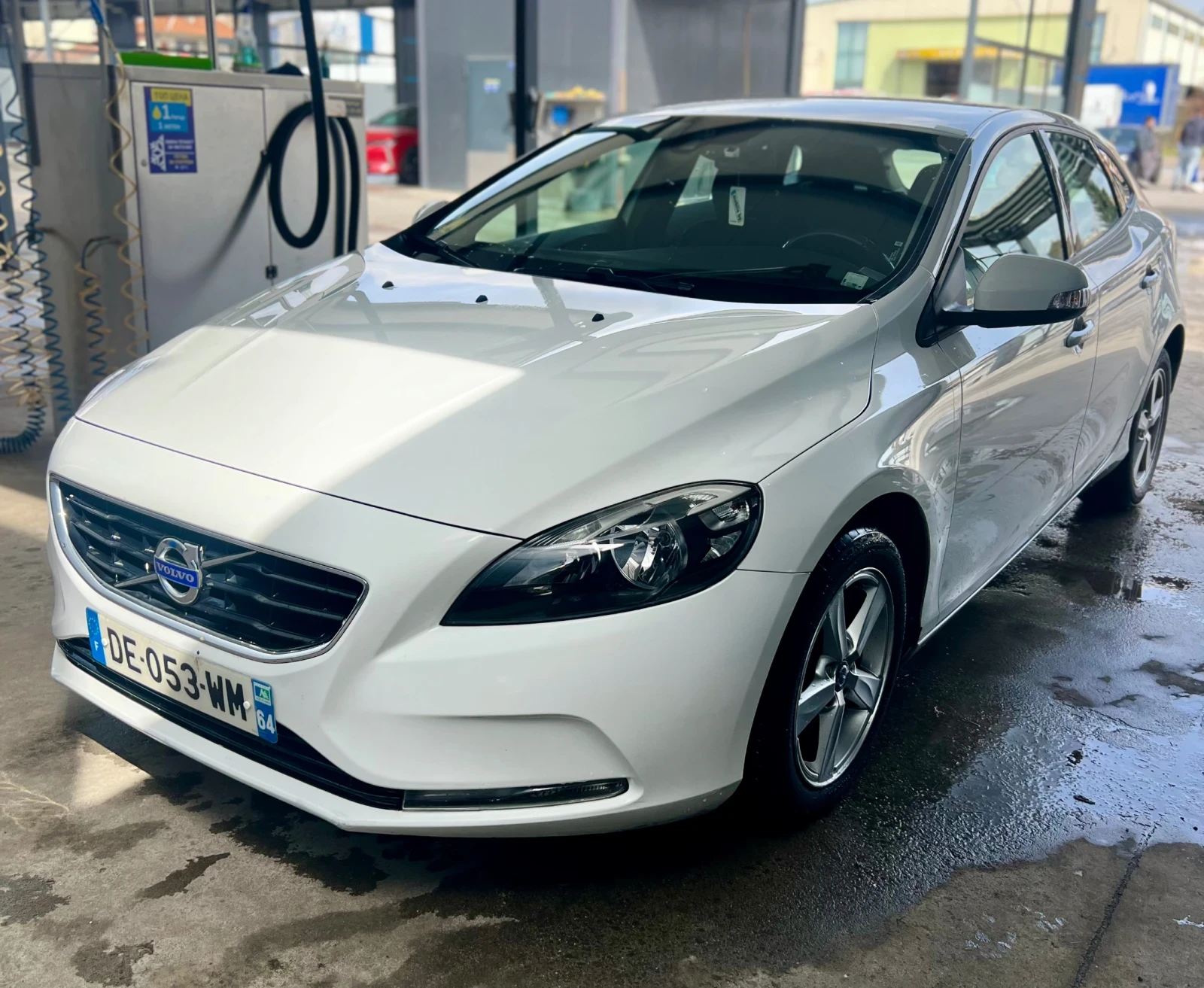 Volvo V40