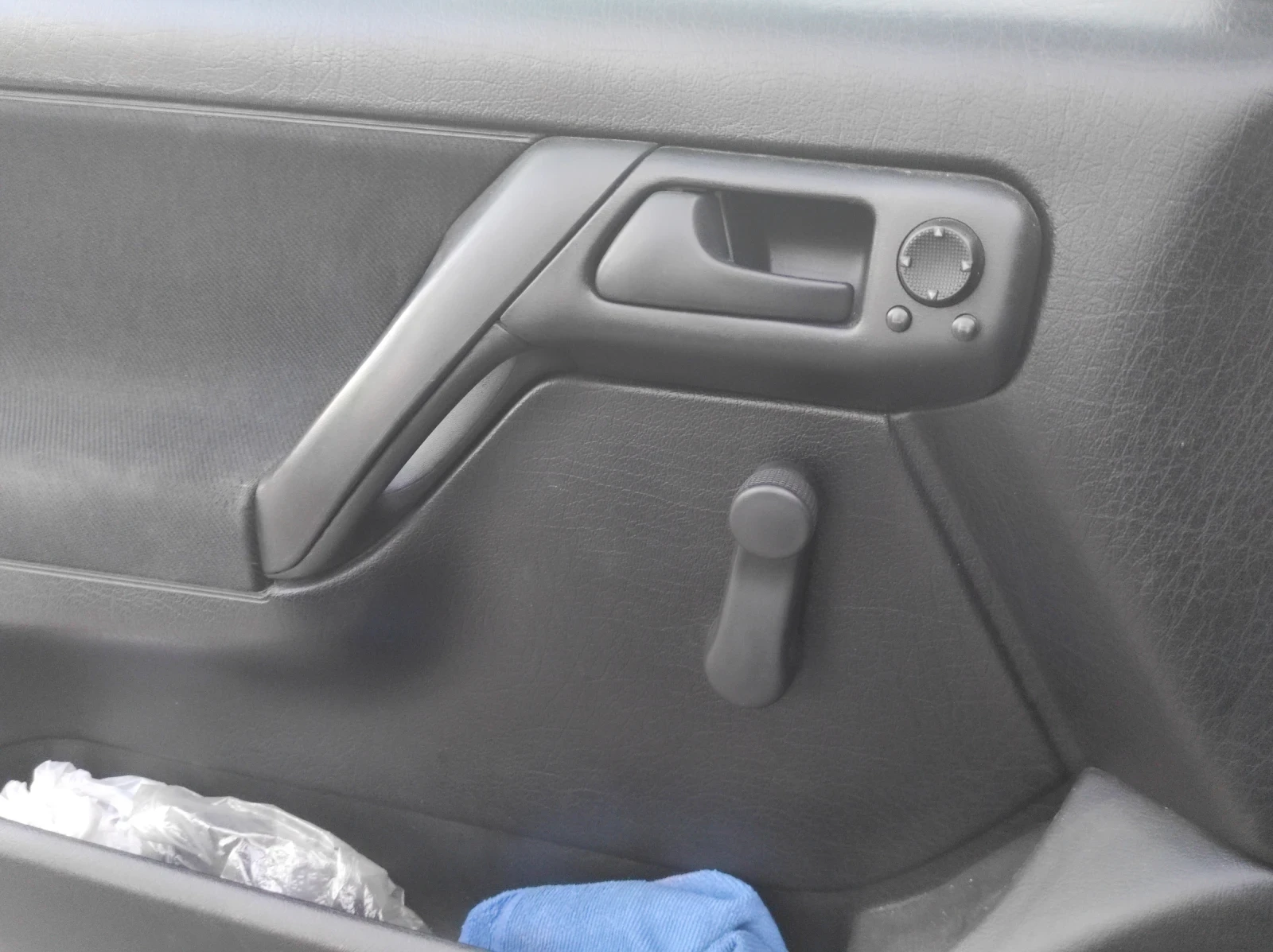 VW Golf, снимка 4 - Автомобили и джипове - 53688099