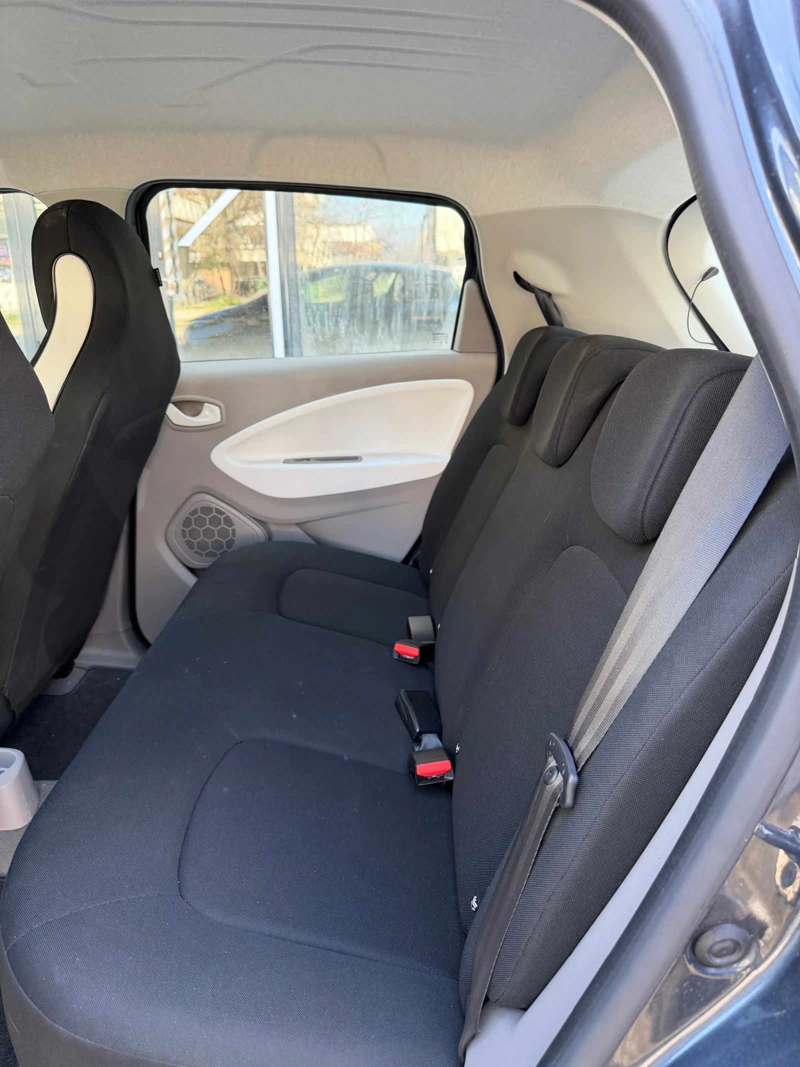 Renault Zoe 41KW , Нов Внос Германия-33500Км! , снимка 11 - Автомобили и джипове - 53836713