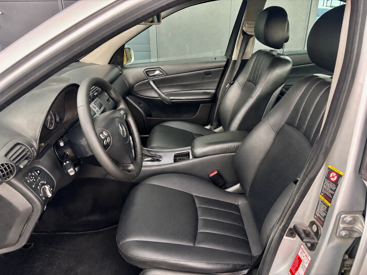 Mercedes-Benz C 220 2.2CDI AMG, снимка 12 - Автомобили и джипове - 54571280