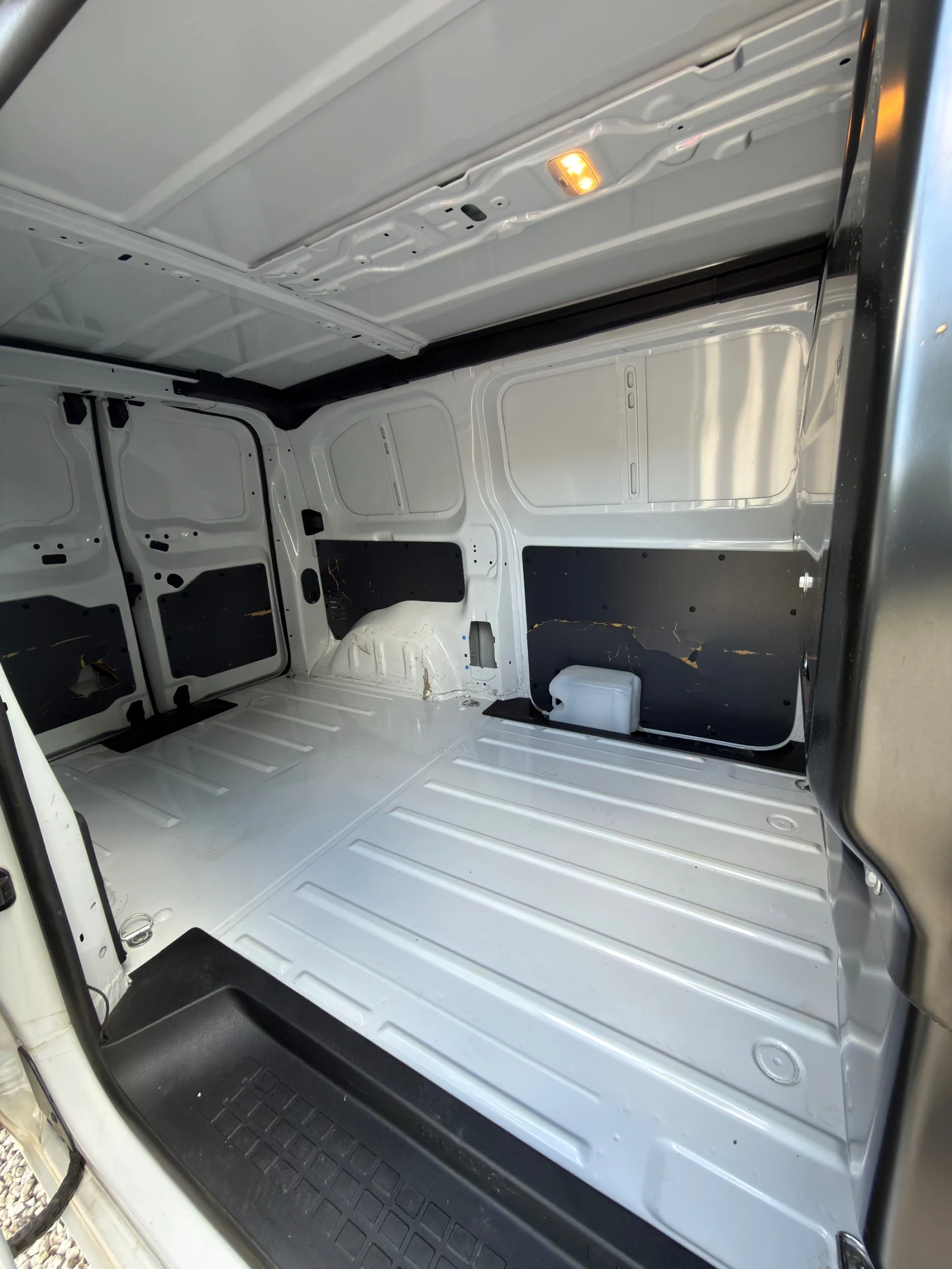 Citroen Jumpy 1.5 Multijet 102HP L2H1, снимка 6 - Автомобили и джипове - 54642816