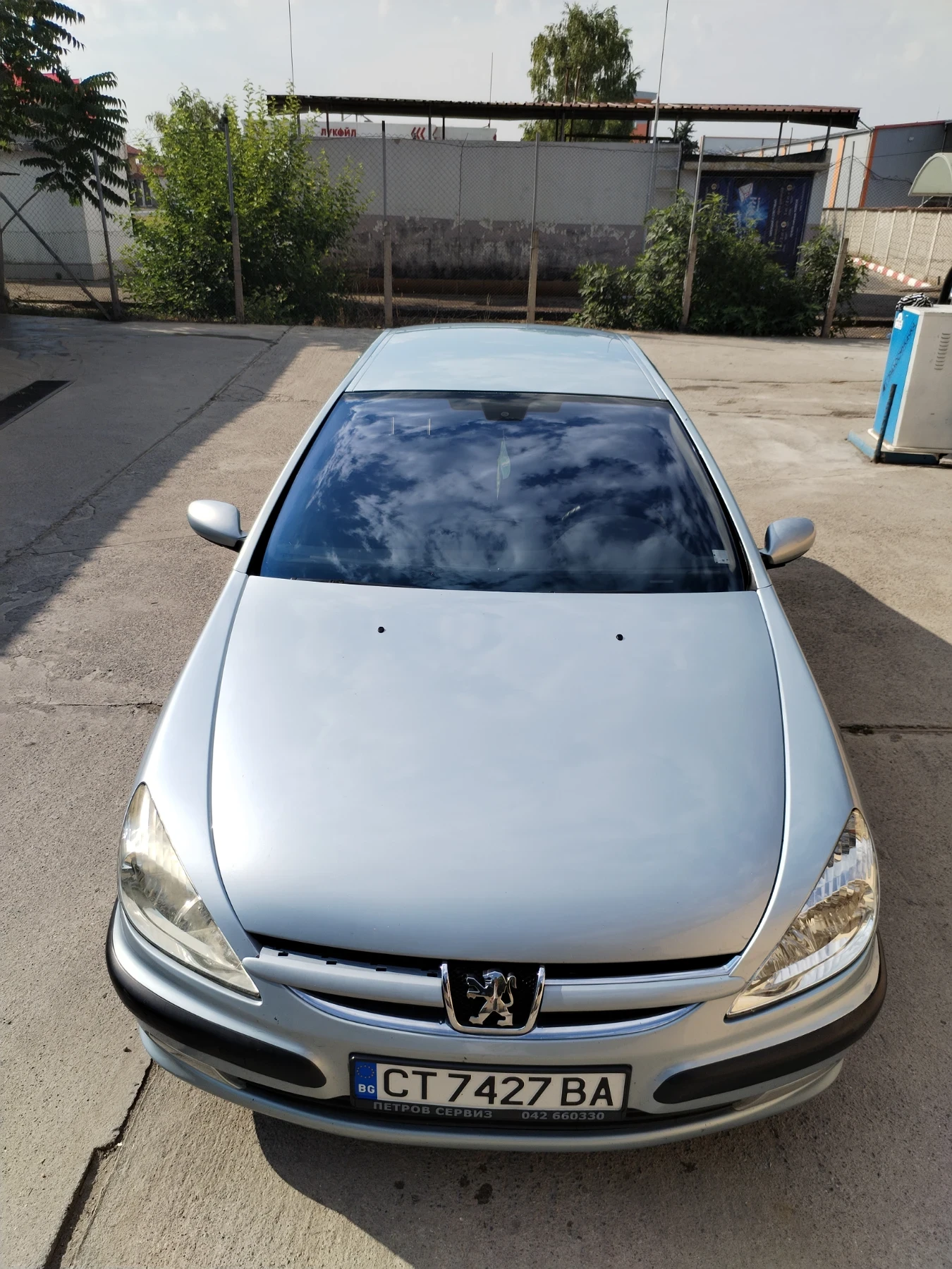 Peugeot 607