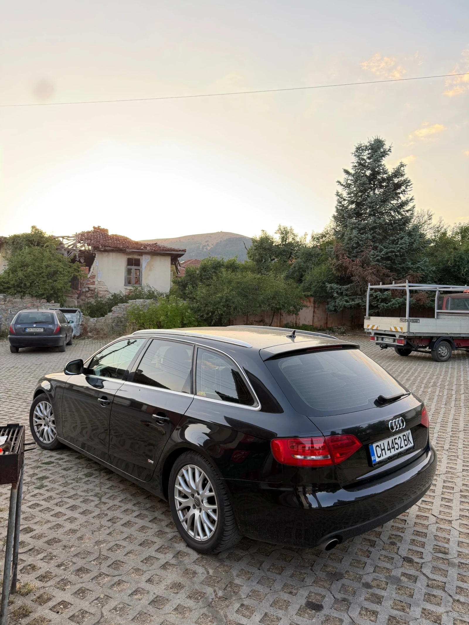 Audi A4, снимка 6 - Автомобили и джипове - 55646101