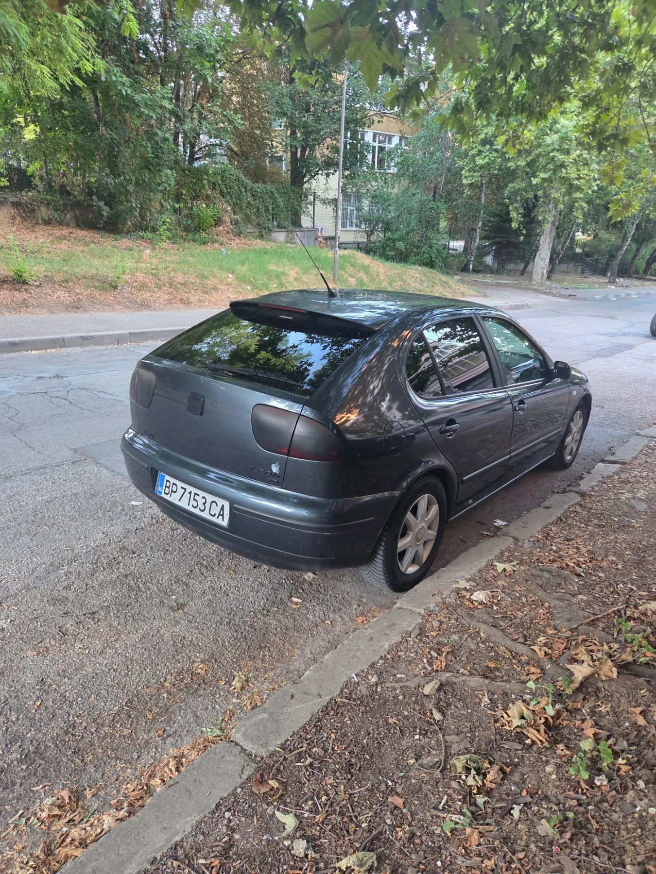 Seat Leon 1.9 TDI 200 ks., снимка 4 - Автомобили и джипове - 55684072