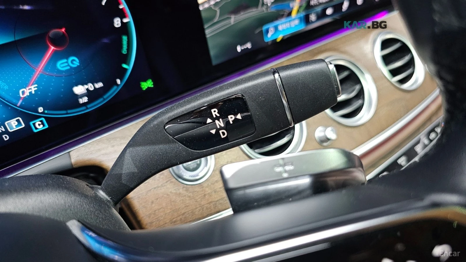 Mercedes-Benz E 300 ОБДУХВАНЕ* BURMESTER* ПАМЕТ* 360* HEADUP* ДИСТРОНИ, снимка 9 - Автомобили и джипове - 55729465