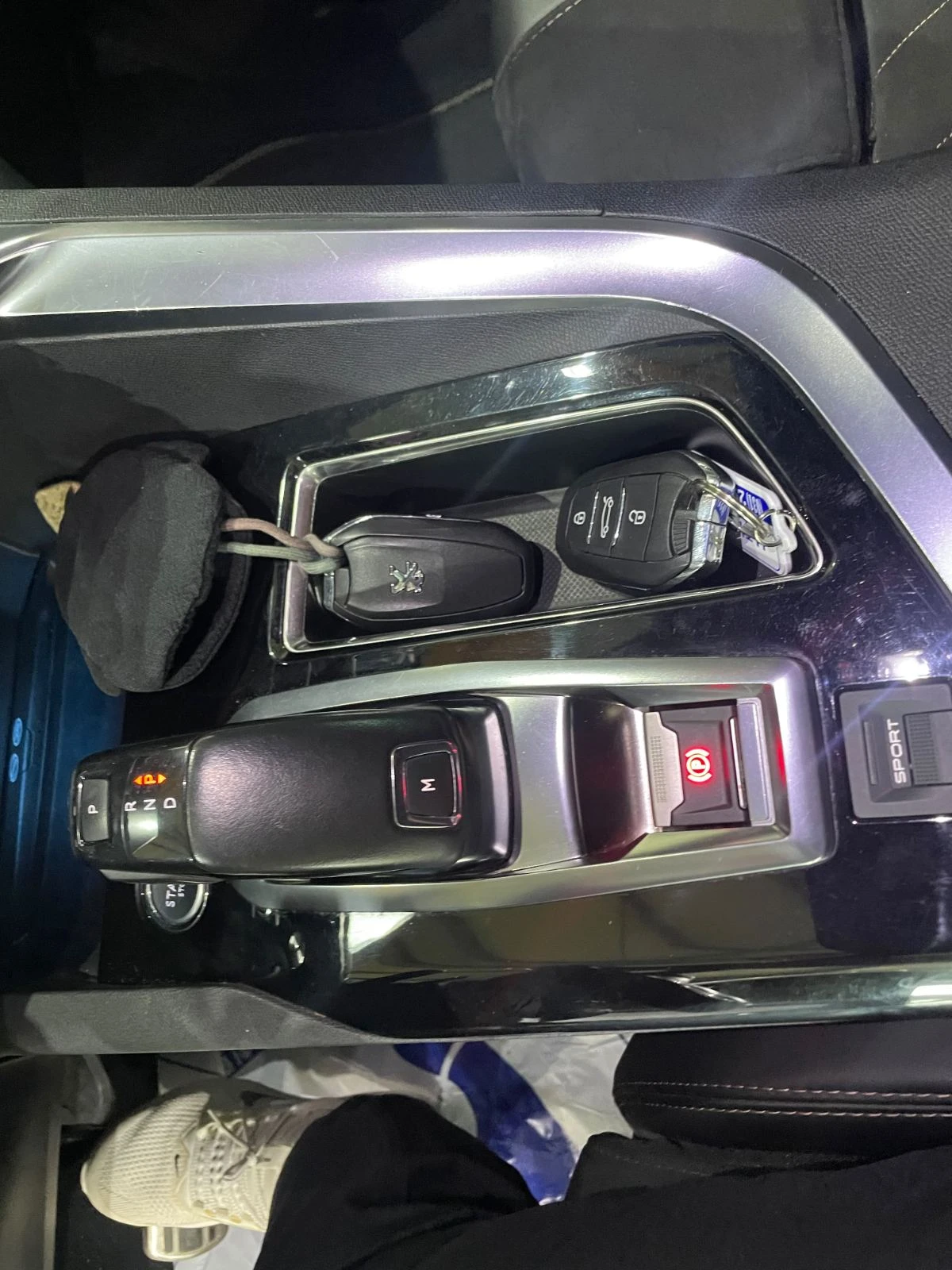 Peugeot 3008 2.0 BlueHDi ! GT Line !, снимка 16 - Автомобили и джипове - 55920256