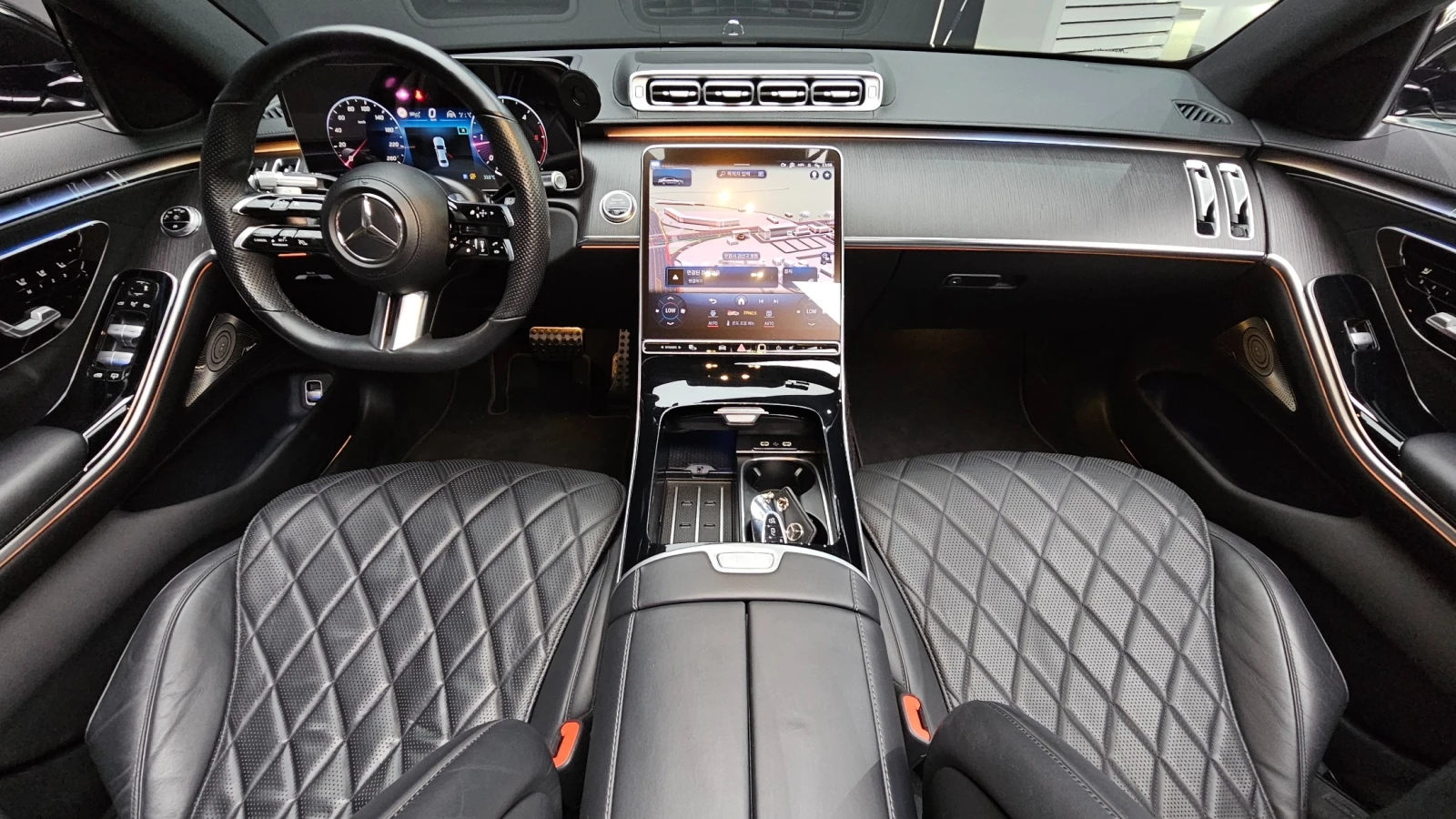 Mercedes-Benz S 400 * ФИКСИРАНА ЦЕНА С ВСИЧКИ ТАКСИ ДО БЪЛГАРИЯ* , снимка 13 - Автомобили и джипове - 56072116