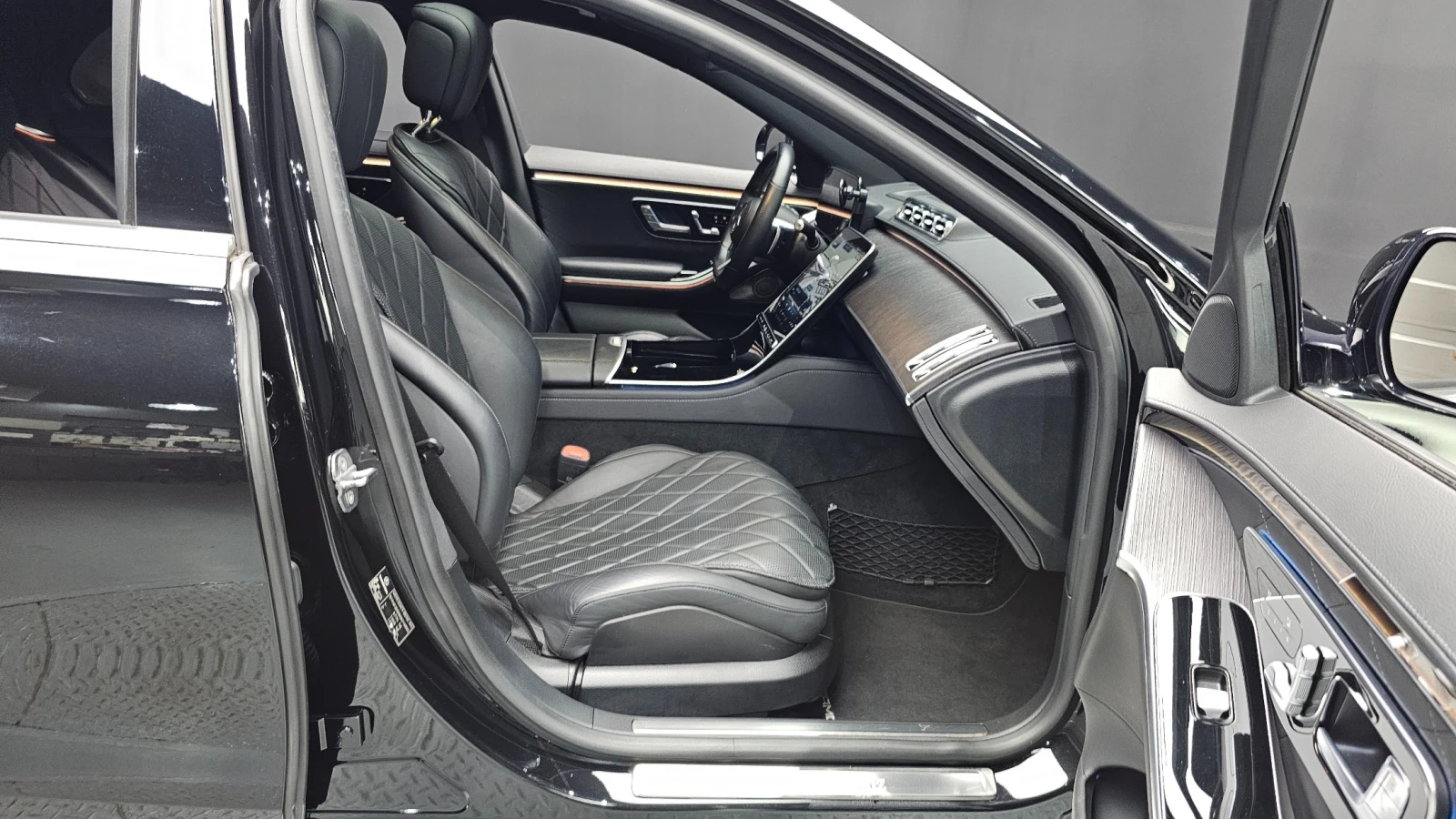 Mercedes-Benz S 400 * ФИКСИРАНА ЦЕНА С ВСИЧКИ ТАКСИ ДО БЪЛГАРИЯ* , снимка 11 - Автомобили и джипове - 56072116