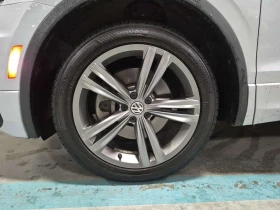 VW Tiguan HIGHLINE/CARFAX/2 КЛЮЧА/ПОДГЕВ/ПАНОРАМА/ПАМЕТ, снимка 17