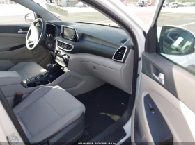 Hyundai Tucson 2l Se, снимка 5 - Автомобили и джипове - 53661686