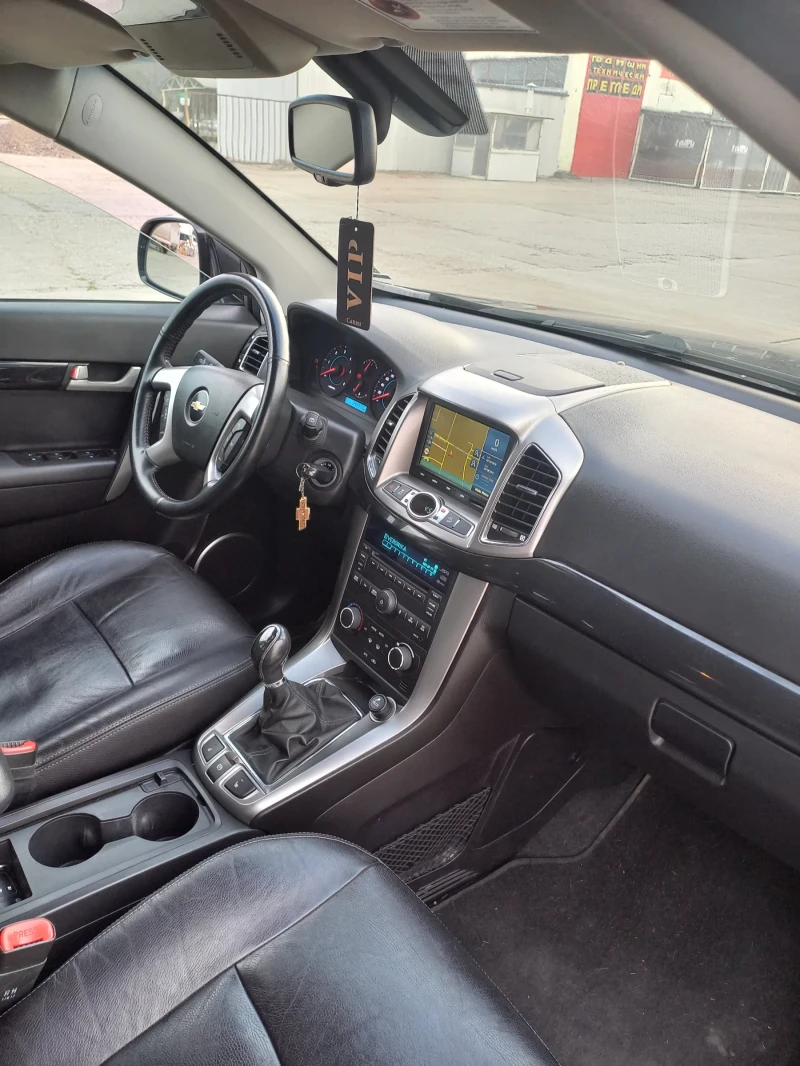 Chevrolet Captiva, снимка 10 - Автомобили и джипове - 48092890