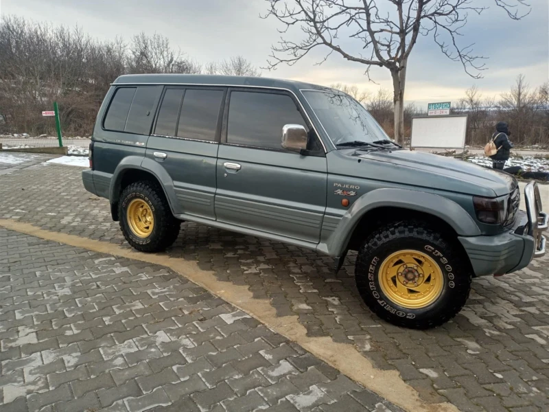 Mitsubishi Pajero, снимка 3 - Автомобили и джипове - 48445736