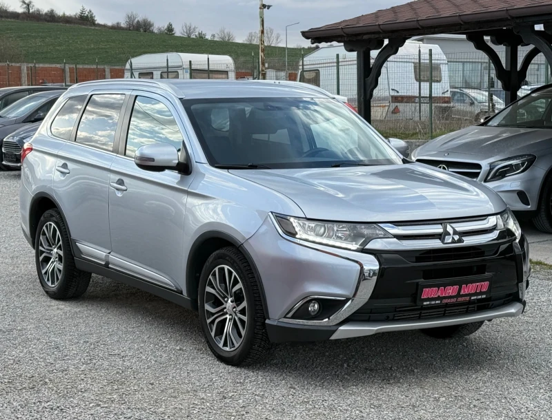 Mitsubishi Outlander 2.2DiD 4x4! 7-Местен! * Автоматик* LED! * Ксенон* , снимка 1 - Автомобили и джипове - 49511145