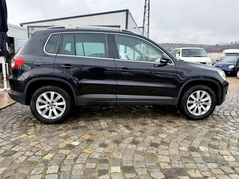 VW Tiguan 2.0 4x4 6-скорости, снимка 6 - Автомобили и джипове - 53258988