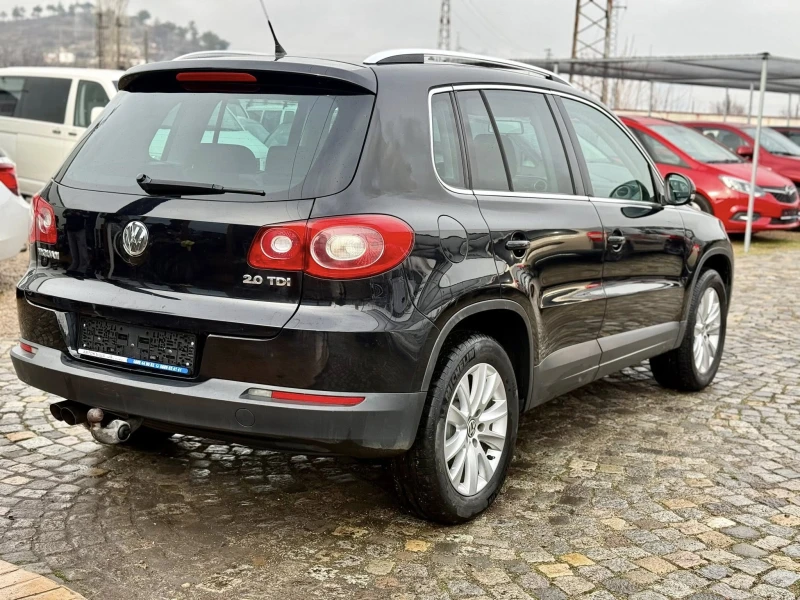 VW Tiguan 2.0 4x4 6-скорости, снимка 5 - Автомобили и джипове - 53258988