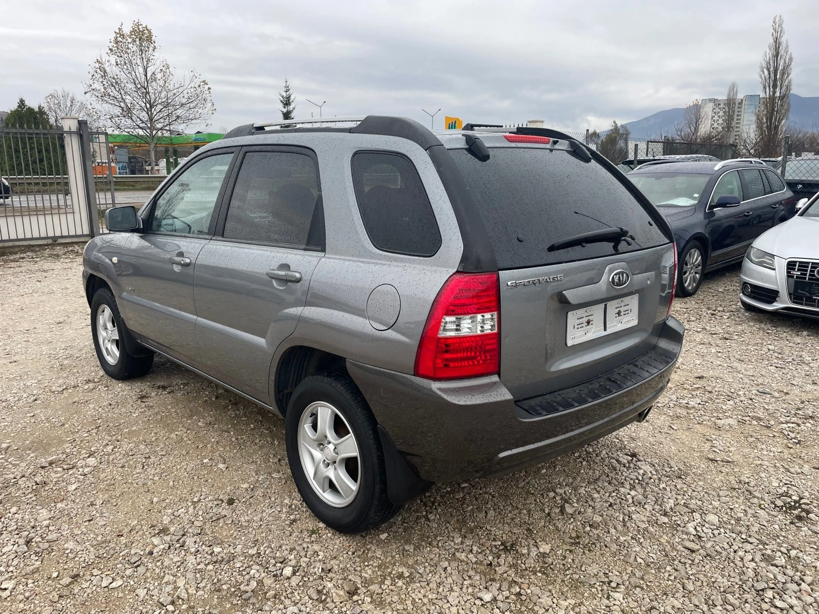 Kia Sportage 2.0 бензин Газ 4х4 - изображение 8