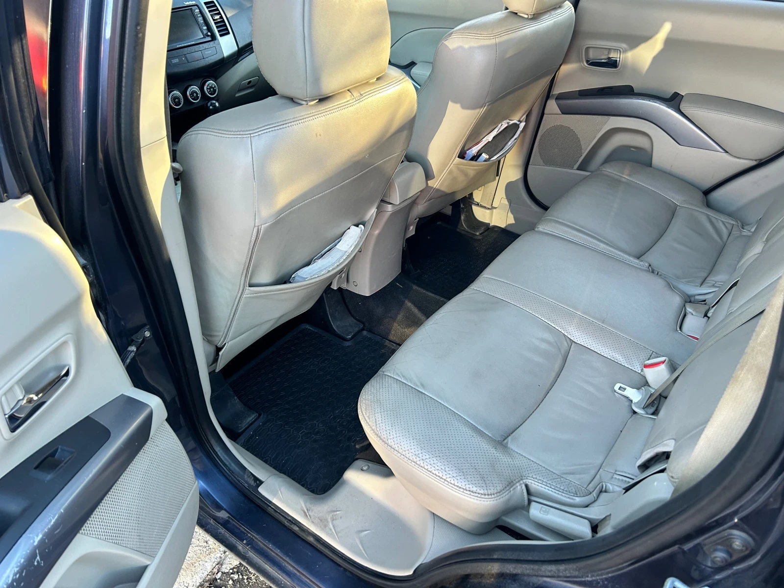 Mitsubishi Outlander  - изображение 7