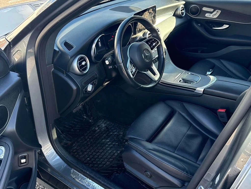 Mercedes-Benz GLC 300 ПАМЕТ / ПОДГРЕВИ / ПАНОРАМА / CARFAX - изображение 8