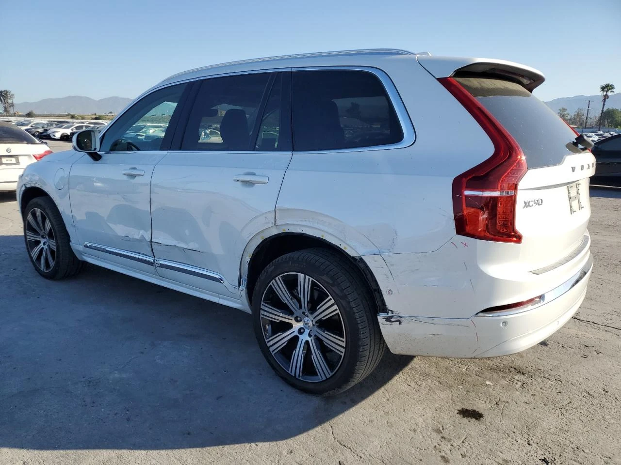 Volvo Xc90 2l Plus Bright Theme 7P, снимка 3 - Автомобили и джипове - 53951410