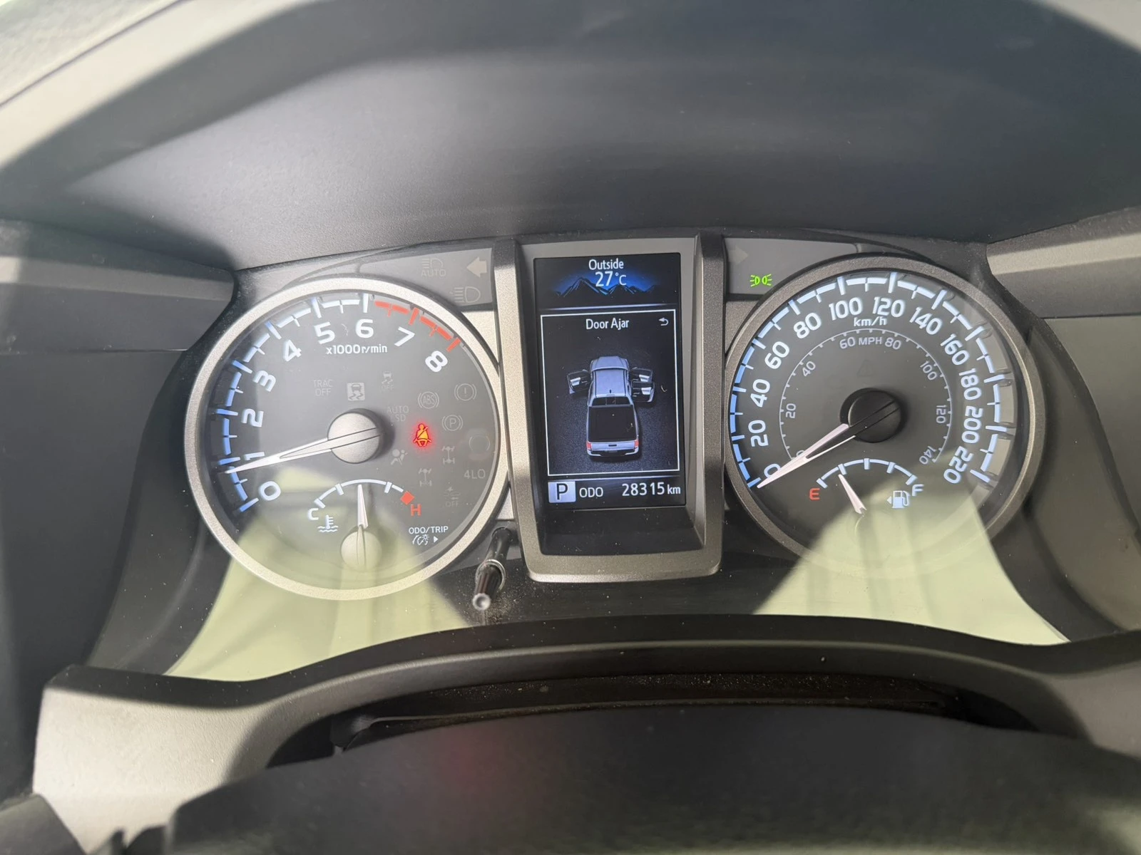 Toyota Tacoma 3.5i V6  28000km!!!, снимка 13 - Автомобили и джипове - 54944614
