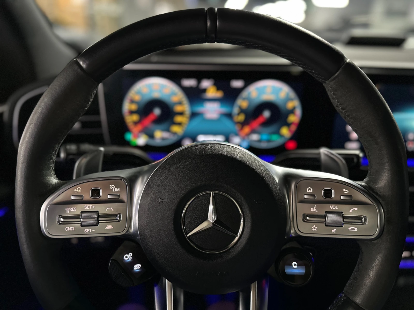 Mercedes-Benz GLE 53 4MATIC 360* HEAD-UP* SOFT-CLOSE* DIS* PANO* КРАЙНА ЦЕНА, снимка 5 - Автомобили и джипове - 54975298