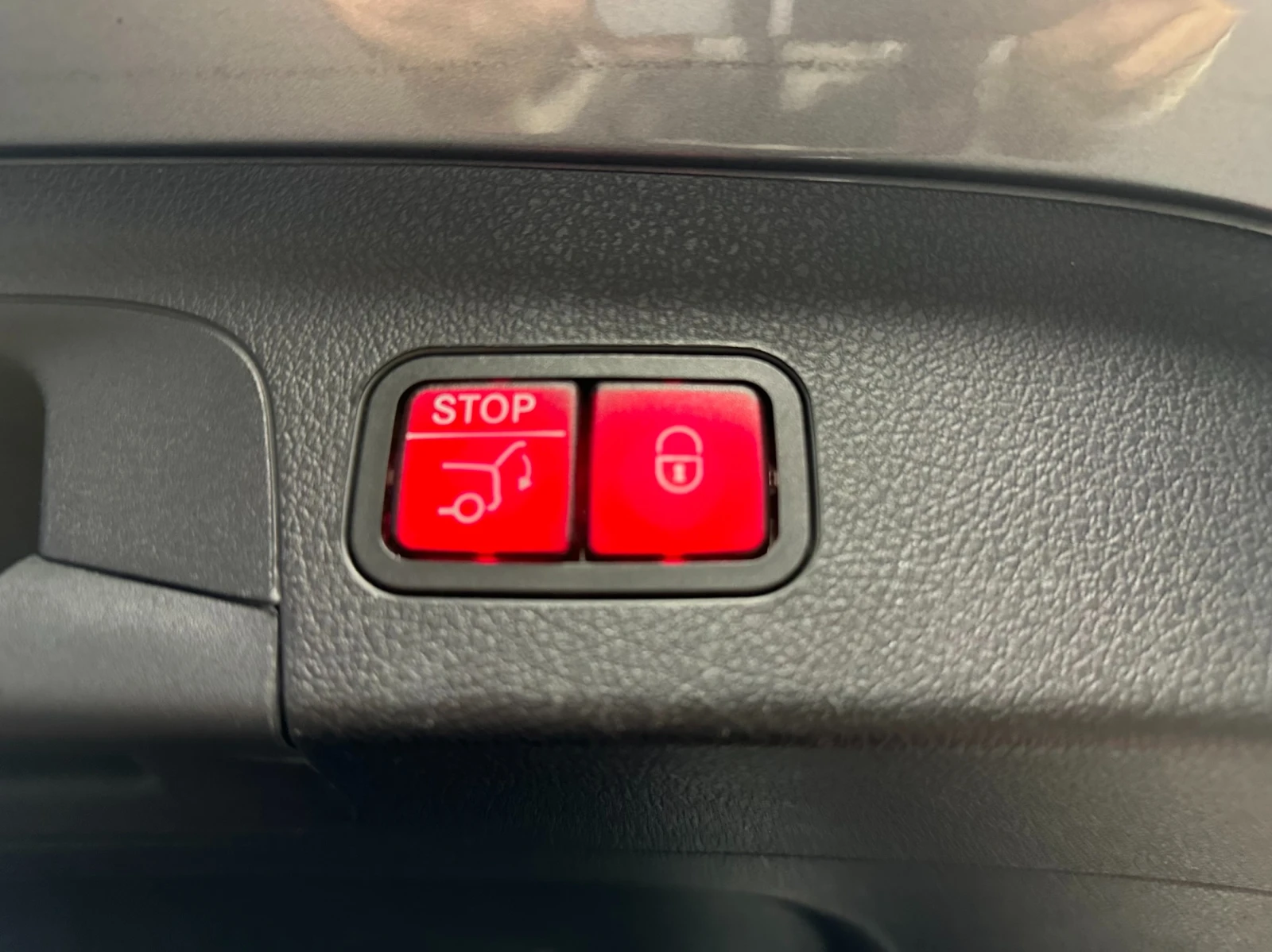 Mercedes-Benz GLE 53 4MATIC 360* HEAD-UP* SOFT-CLOSE* DIS* PANO* КРАЙНА ЦЕНА, снимка 17 - Автомобили и джипове - 54975298