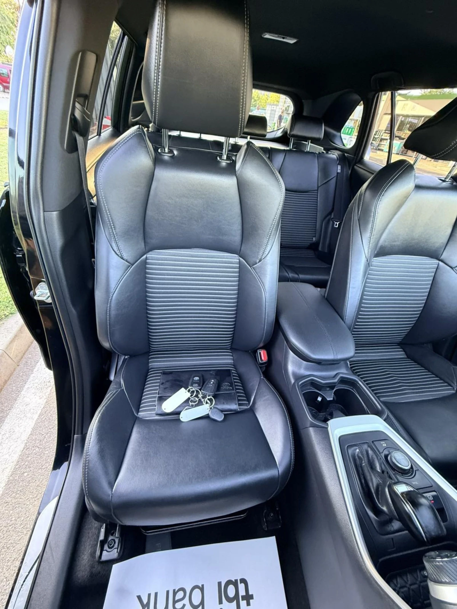 Toyota Rav4 4x4  HYBRID ГАРАНЦИЯ ТОП СЪСТОЯНИЕ, снимка 7 - Автомобили и джипове - 55468261