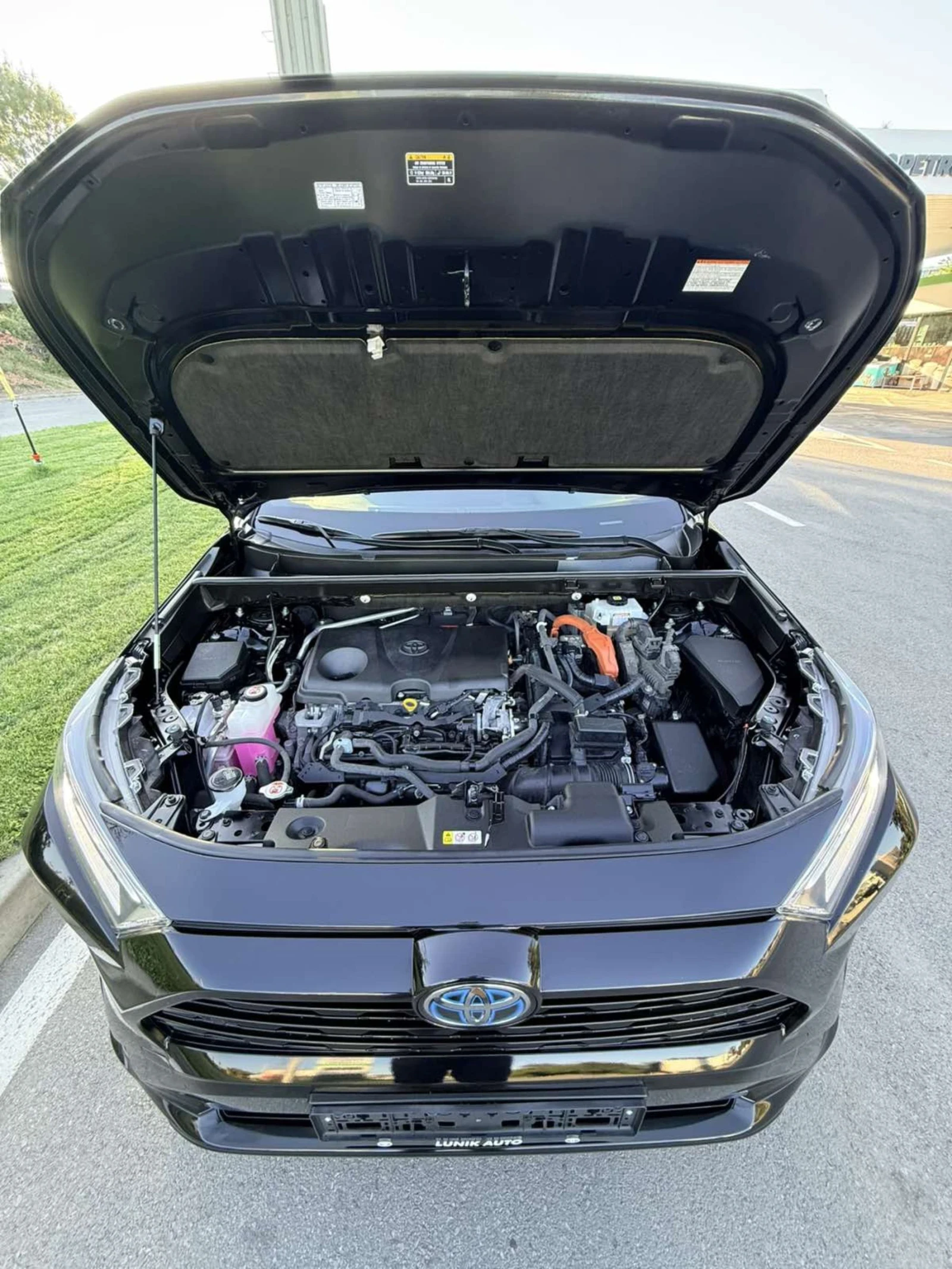 Toyota Rav4 4x4  HYBRID ГАРАНЦИЯ ТОП СЪСТОЯНИЕ, снимка 15 - Автомобили и джипове - 55468261