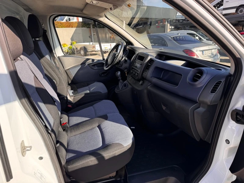 Opel Vivaro 1.6 Bi-Turbo Клима Охладител Euro 6b, снимка 7 - Бусове и автобуси - 43778884