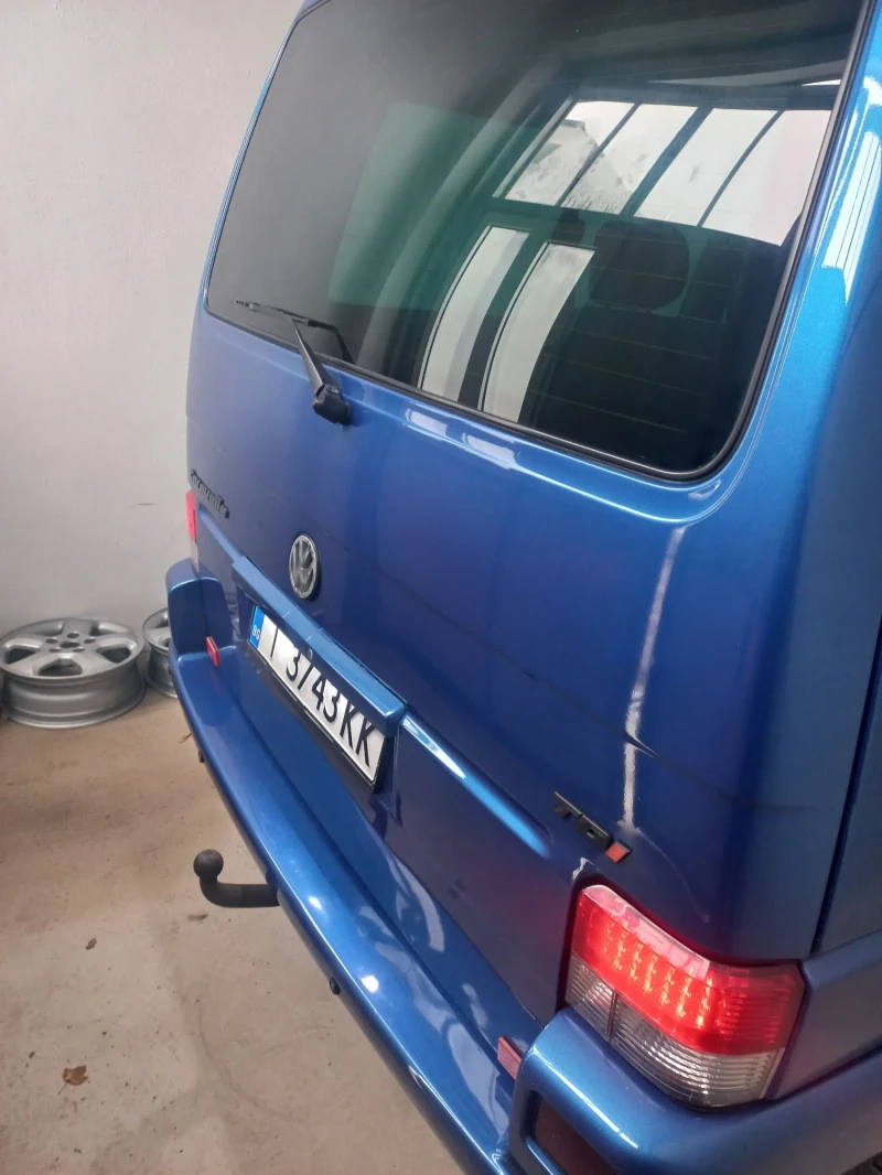 VW Caravelle, снимка 3 - Бусове и автобуси - 48489590