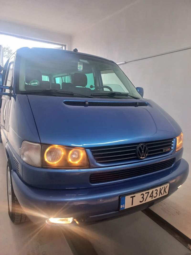 VW Caravelle, снимка 1 - Бусове и автобуси - 48489590