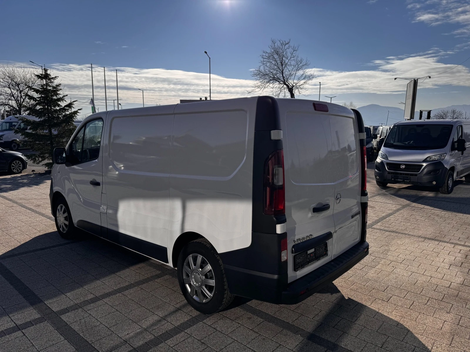 Opel Vivaro 1.6 Bi-Turbo Клима Охладител Euro 6b - изображение 4