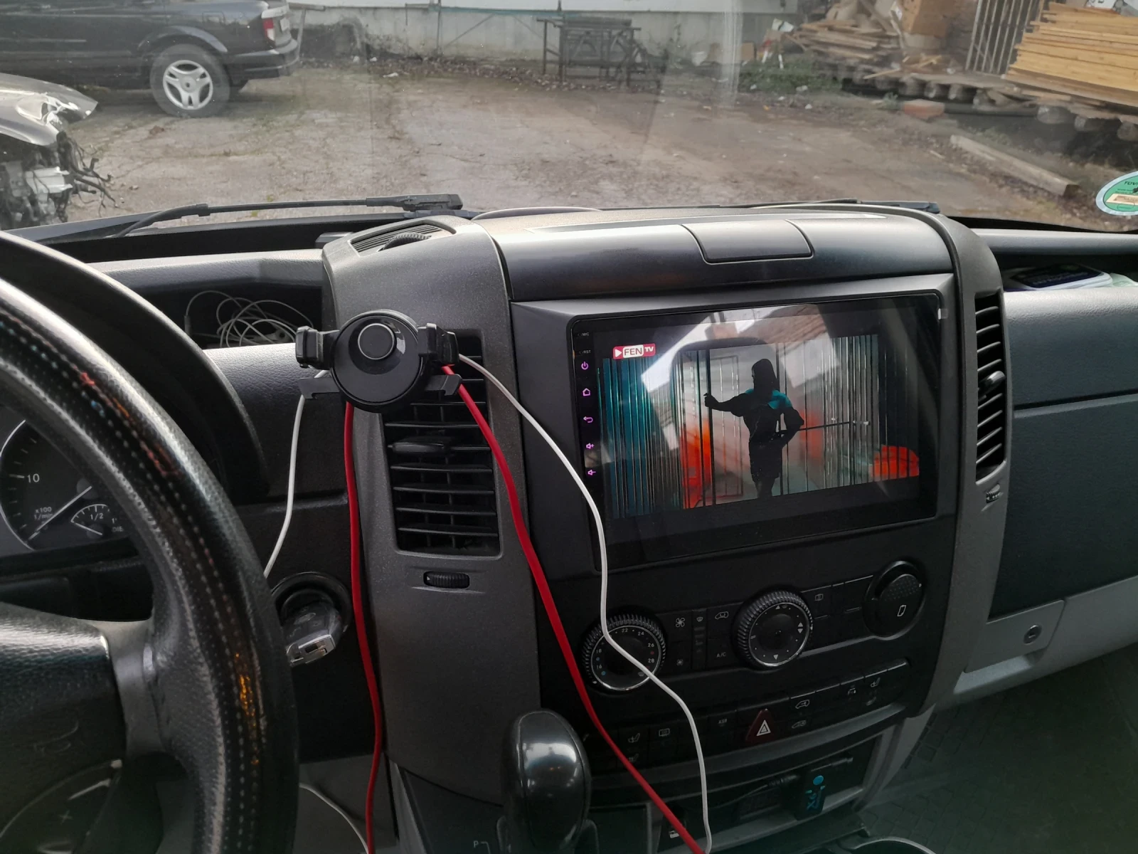 Mercedes-Benz Sprinter 319 319 - изображение 9