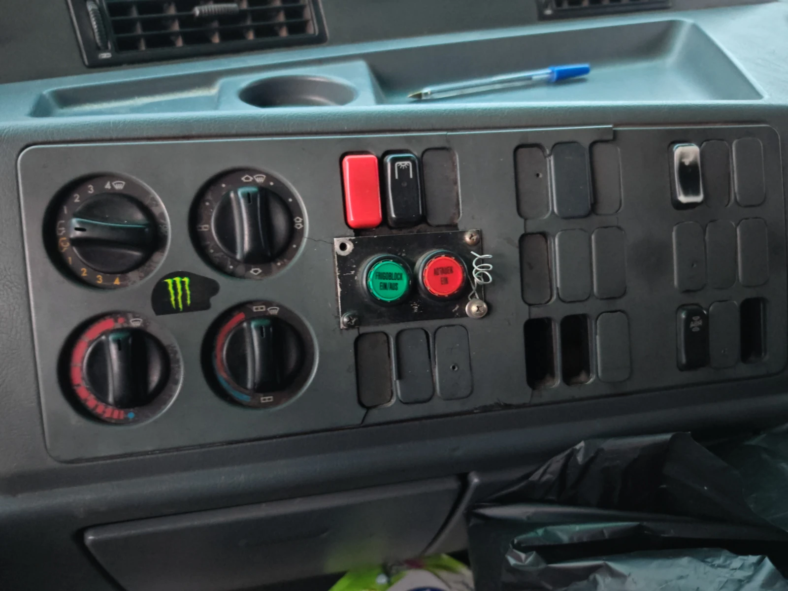 Mercedes-Benz Actros 1831 - изображение 7