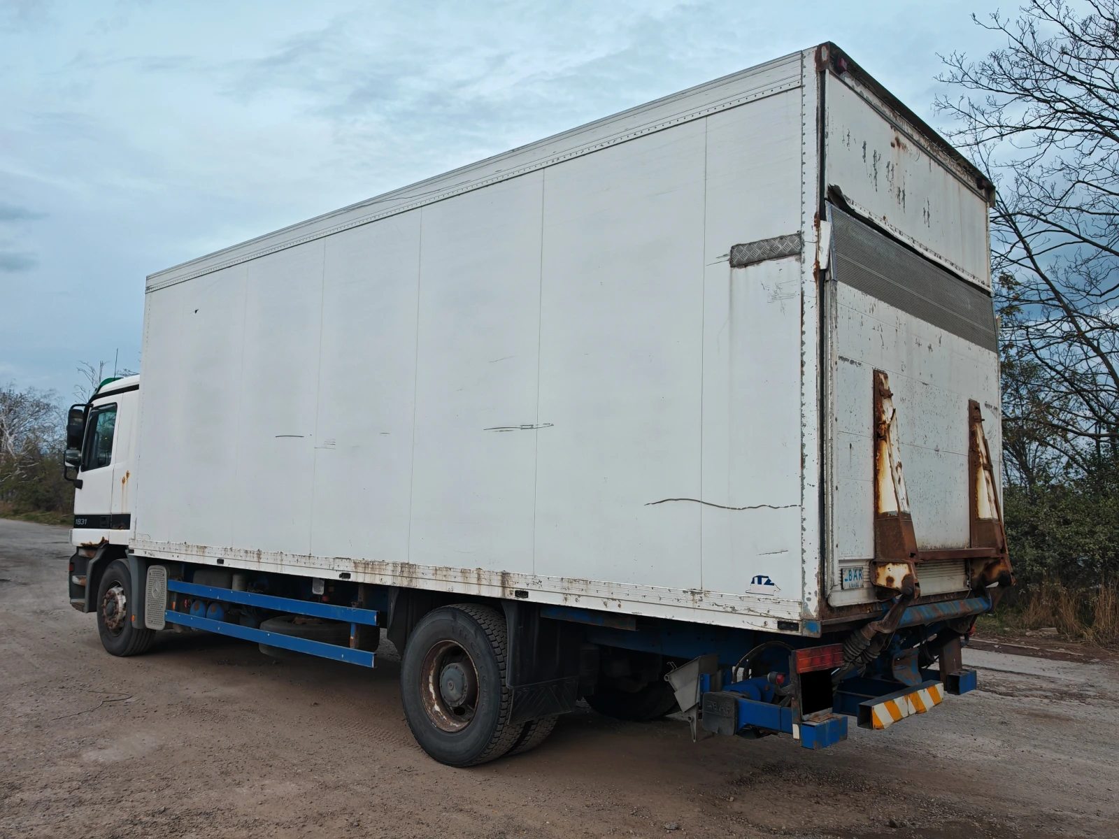 Mercedes-Benz Actros 1831 - изображение 5