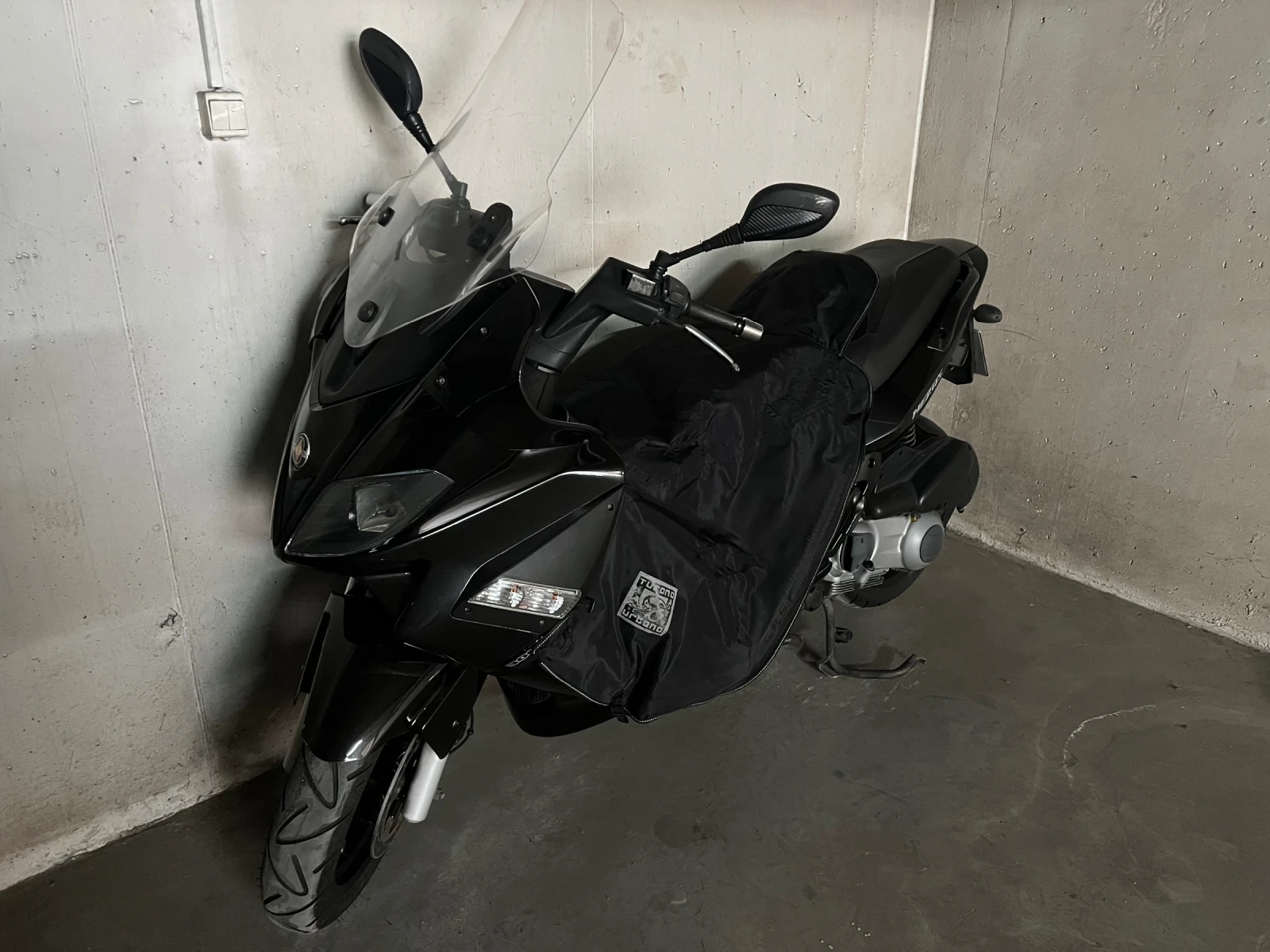 Gilera Nexus 300i, снимка 9 - Мотоциклети и мототехника - 54416230