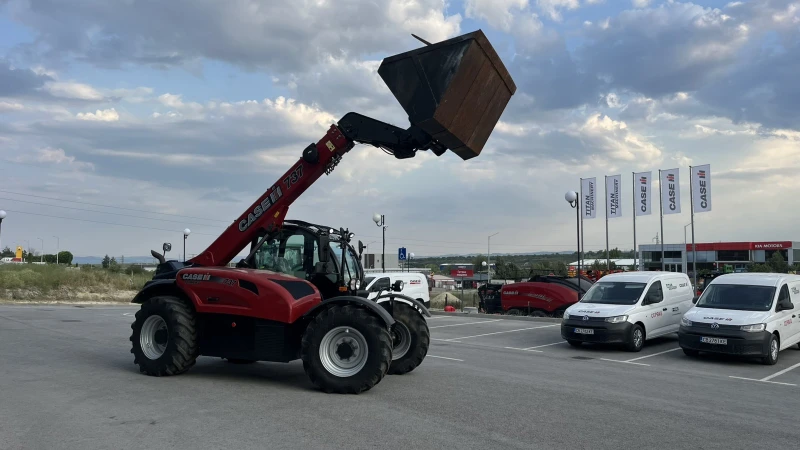 Телескопичен товарач CASE IH Farmlift 737, снимка 2 - Селскостопанска техника - 49030728