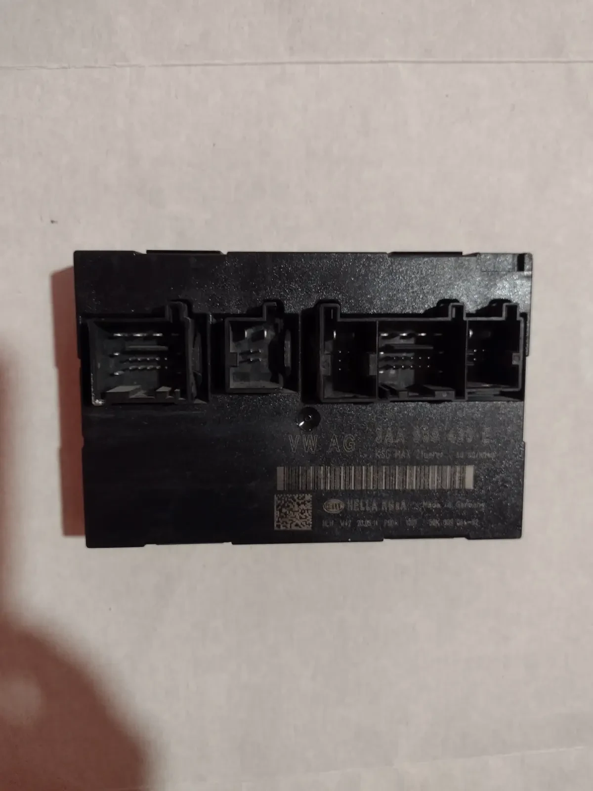 3AA959433E ������� ����� VW PASSAT 7 3AA 959 433 E | Mobile.bg � ����������� 1