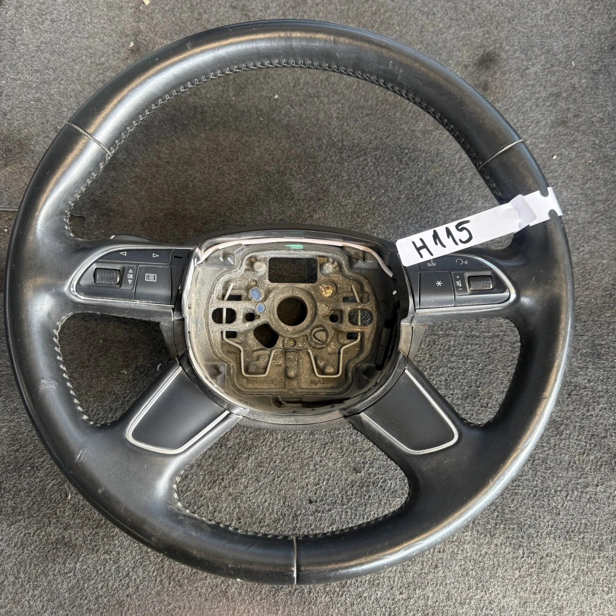 Четирилъчев мултиволан за Audi A6 A7 C7 S7 4G0419091P ном 115