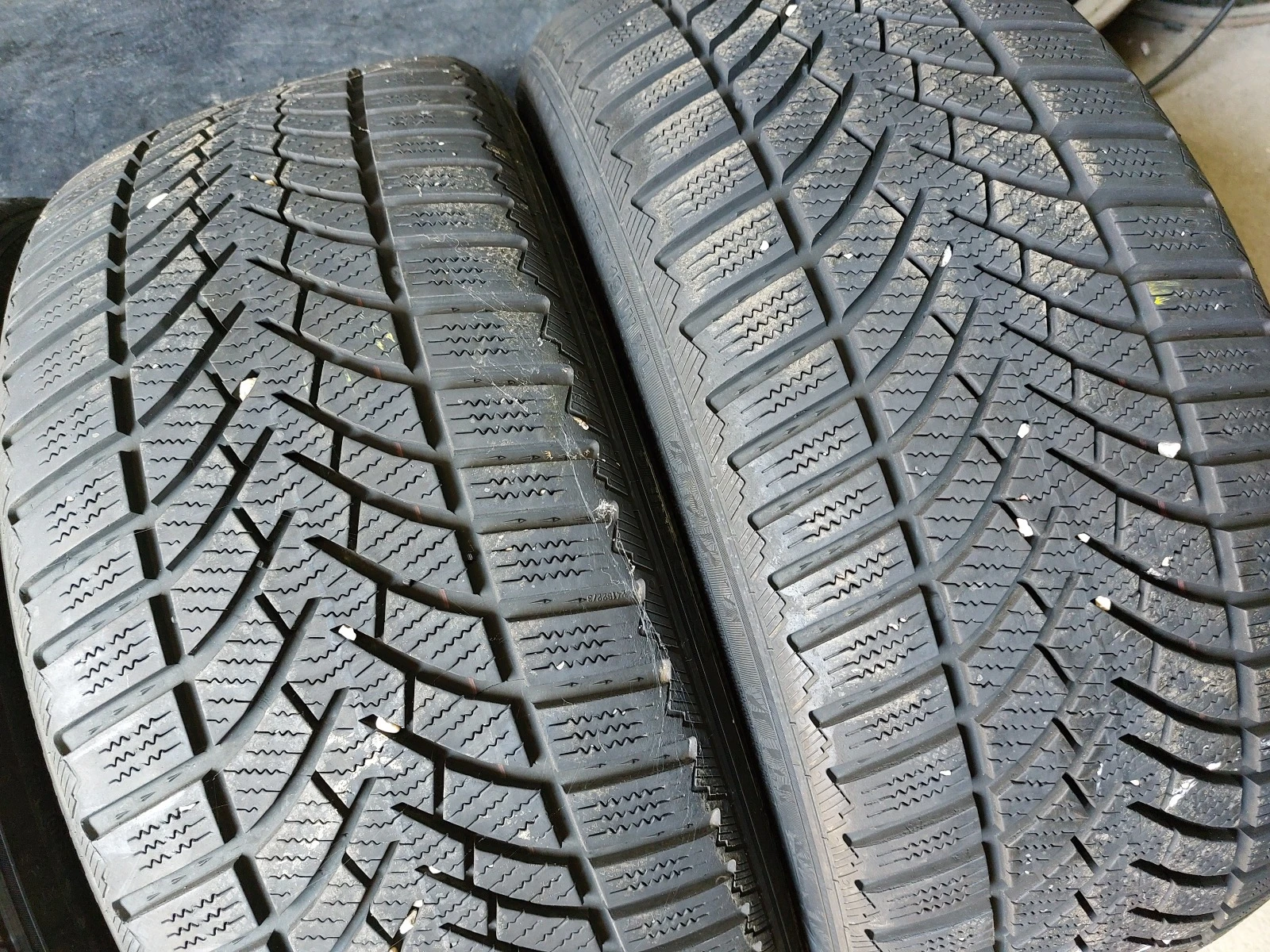 ���� 235/35R19 | Mobile.bg � ����������� 3